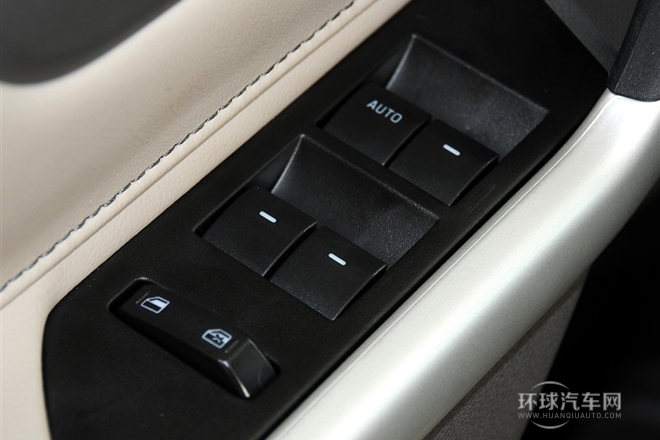 2012款 2.0T 精銳天窗版