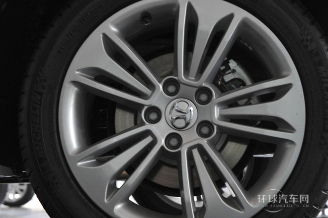 2013款 1.8T 行政版