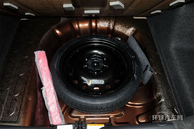 2013款1.5L手動   進取型