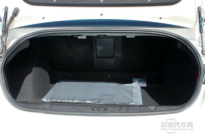 2013款 2.0T 時尚版