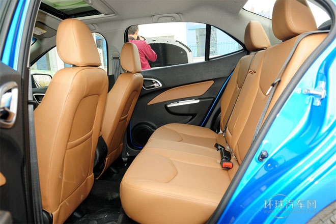 2013款1.5L手動   精英型