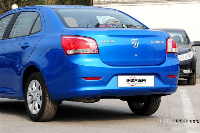 2013款1.5L手動(dòng)   精英型