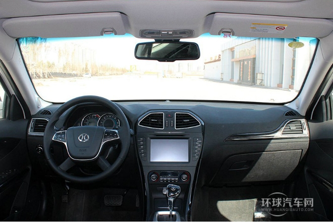 2013款 2.0T 時尚版