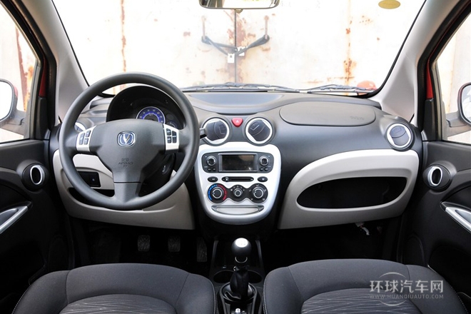 2012款 1.0L IMT導(dǎo)航版 國IV