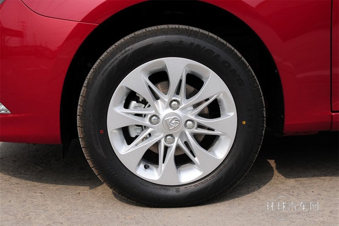 2013款1.5L手動   舒適型