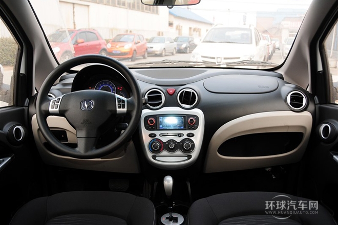 2012款 1.0L IMT導(dǎo)航版 國V