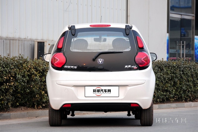 2012款 1.0L IMT導(dǎo)航版 國(guó)V