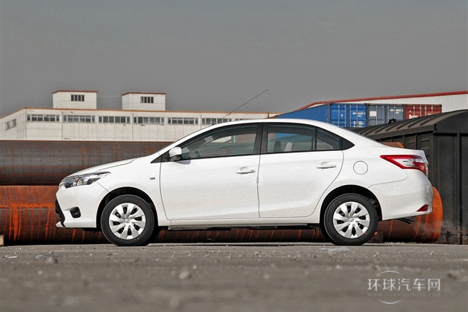 2014款 1.3L 自動型尚版