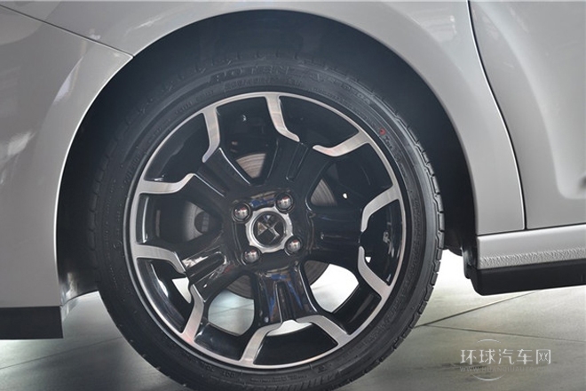 2013款 1.6L 風尚敞篷版