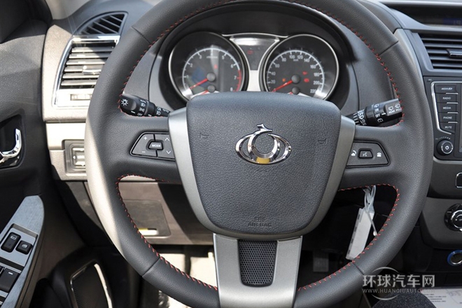 2014款 2.0L 手動尊貴型