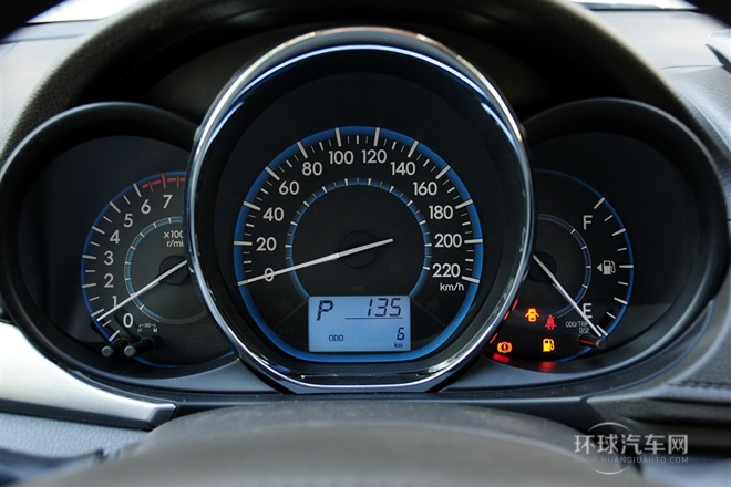 2014款 1.3L 自動(dòng)智尚版