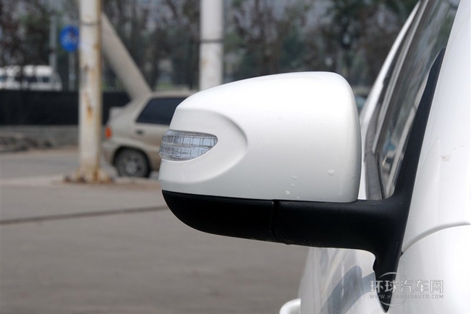 2014款 2.0L 自動超值版