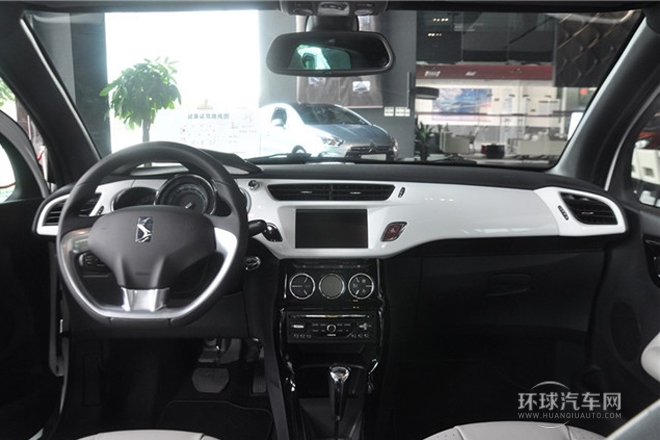 2013款 1.6L 風尚敞篷版