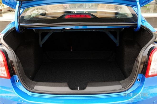 2013款1.8L手動   精英型