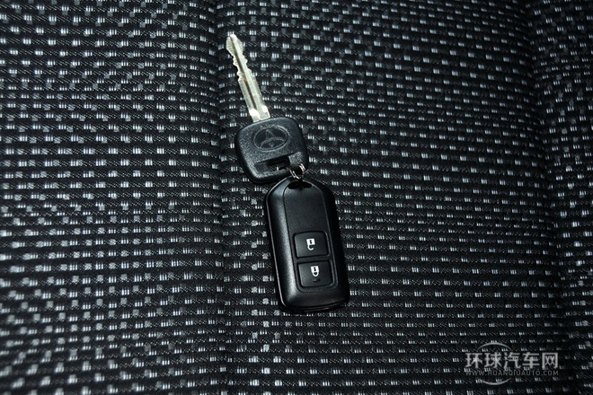 2014款 1.5L 手動智臻版