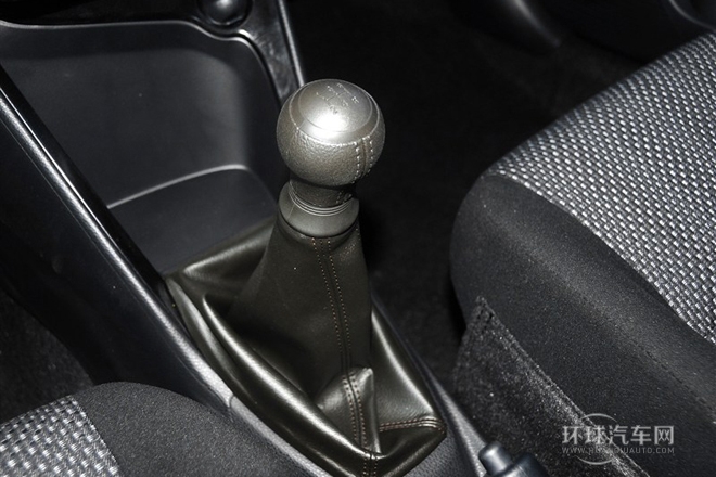 2014款 1.5L 手動(dòng)智臻版