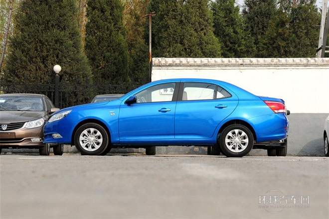 2013款1.8L手動   精英型