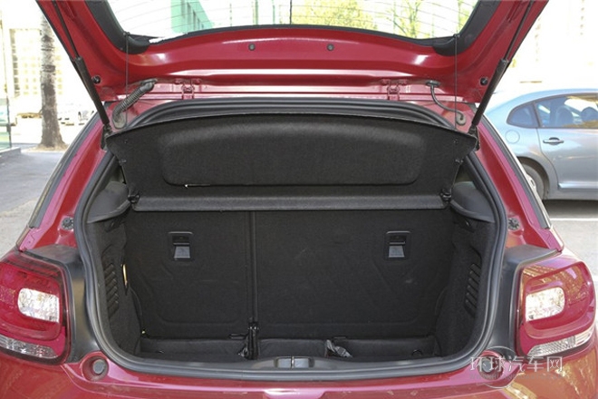 2013款 1.6L 時尚敞篷版