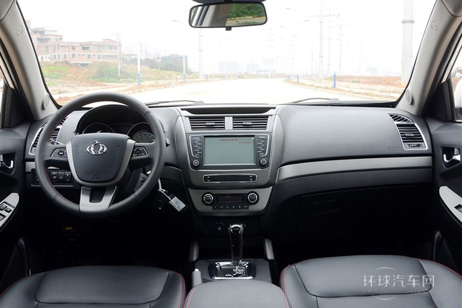 2014款 2.0L 自動尊貴型