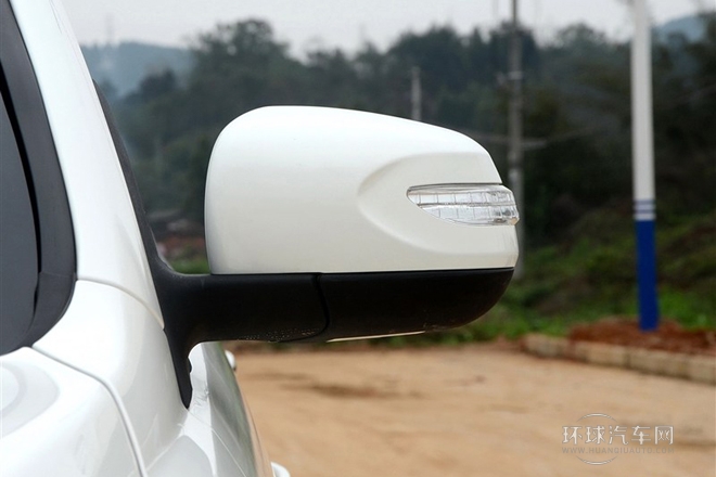 2014款 2.0L 自動(dòng)尊貴型