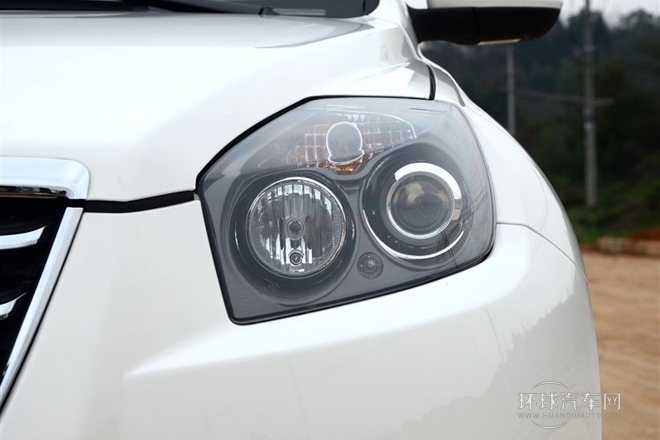 2014款 2.0L 自動尊貴型