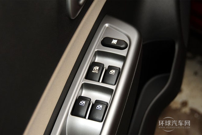 2013款1.8L手動   舒適型