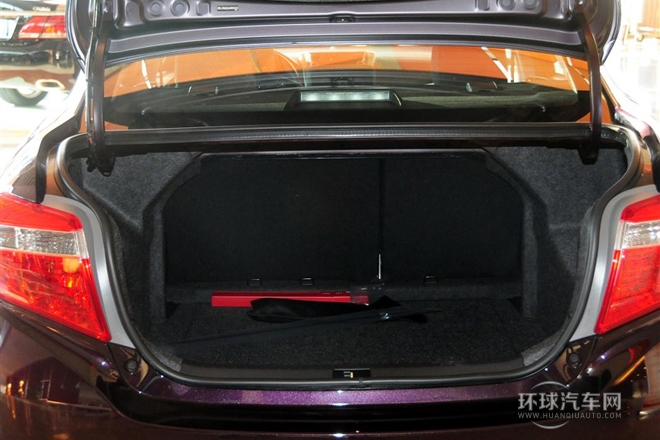 2014款 1.5L 自動(dòng)智享版