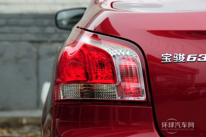 2013款1.8L手動(dòng)   舒適型