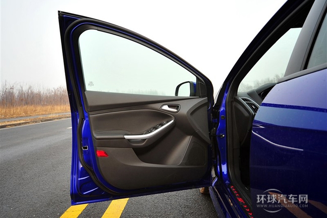 2013款 2.0T ST 標準版