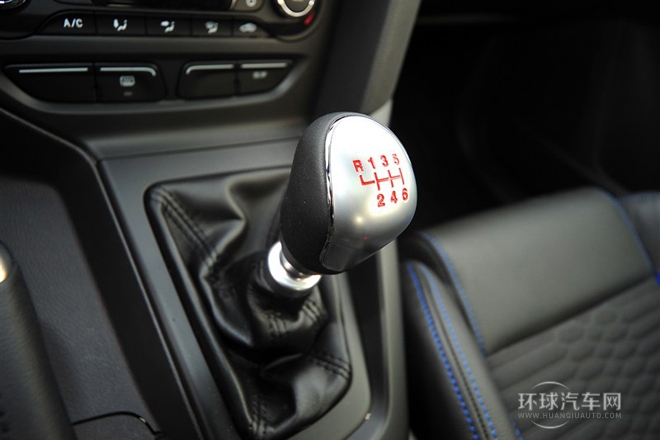 2013款 2.0T ST 標準版