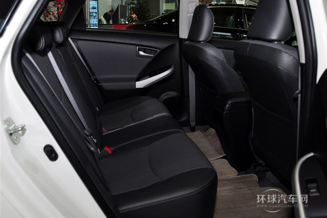 2012款 1.8L 豪華先進版