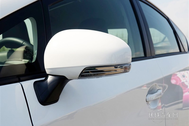 2012款 1.8L 豪華先進版