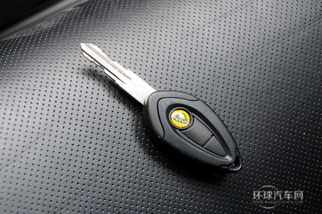 2011款 1.8L R標準版