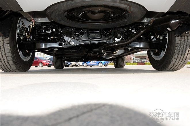 2014款 2.4L 自動(dòng)尊貴型 國(guó)V