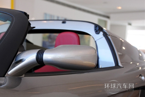 2011款 1.8L R標準版