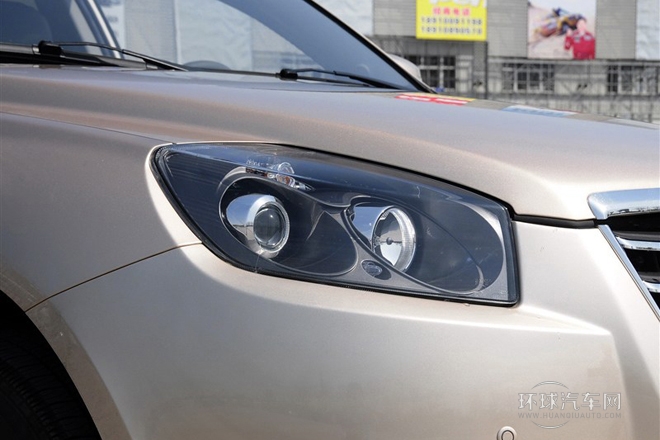 2014款 2.4L 自動(dòng)尊貴型 國(guó)V