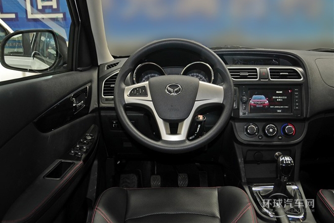 2014款 1.5L 手動(dòng)基本型