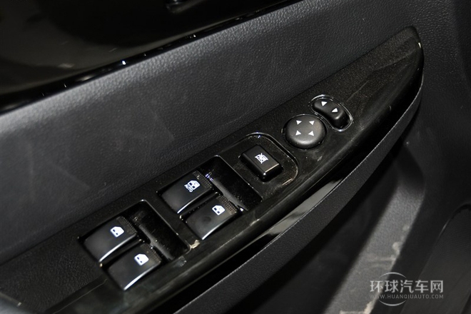 2014款 1.5L 手動基本型