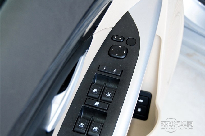 2013款 2.0T 舒適版