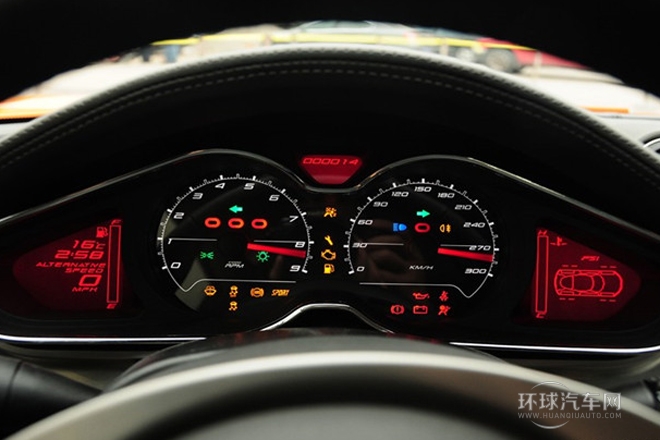 2011款 3.5 V6四座標(biāo)準(zhǔn)版