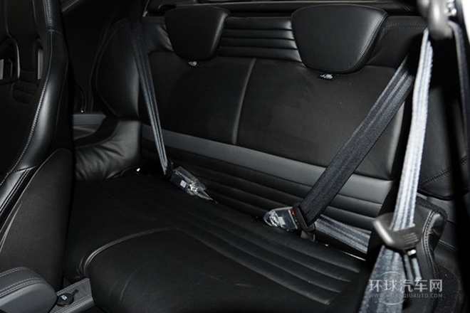 2011款 3.5 V6四座運動版