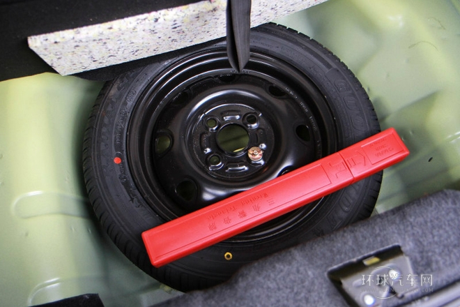 2012款 1.0L 手動親情版 國IV