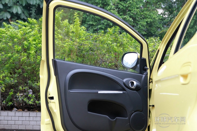 2012款 1.0L 手動(dòng)親情版 國(guó)IV