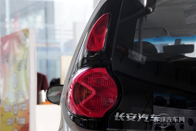 2012款 1.0L 手動(dòng)親情版 國V