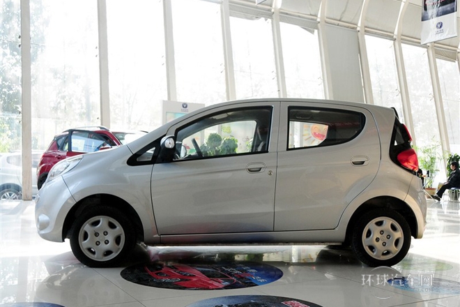 2012款 1.0L 手動親情版 國V