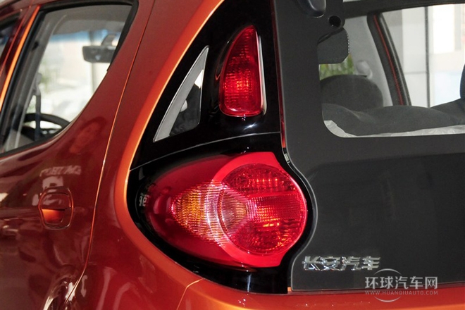 2012款 1.0L 手動時尚版 國IV