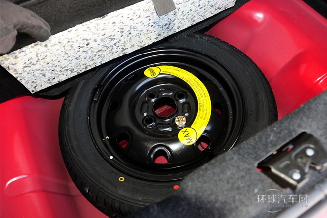 2012款 1.0L 手動時尚版 國V