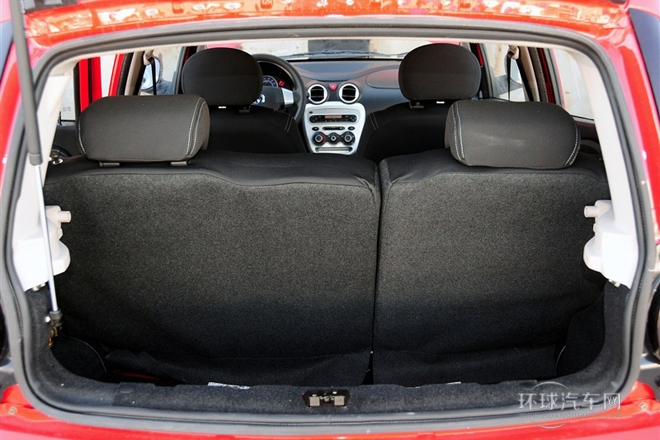 2012款 1.0L 手動(dòng)時(shí)尚版 國V