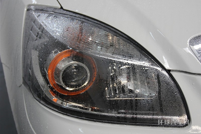 2011款 新銳版 1.8L 手動基本型