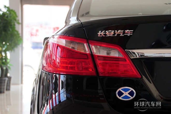 2013款 1.8T 自動旗艦型 國IV